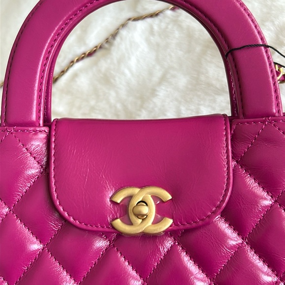 Chanel Mini Kelly Bag 24A - Picture 7 of 17